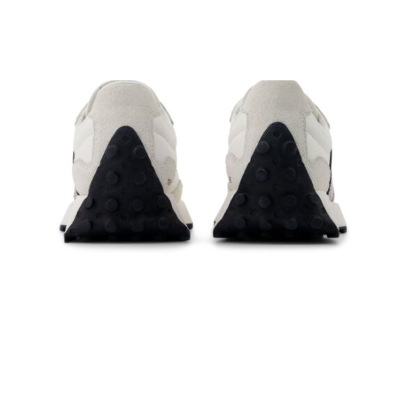 NEW!!! New Balance Women's 327 Shoes - Picture 5 of 6